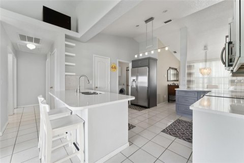 House in Kissimmee, Florida 3 bedrooms, 166.95 sq.m. № 2259281 - photo 12