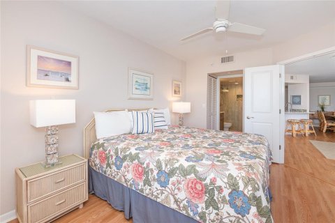 Condo in Placida, Florida, 2 bedrooms  № 2310156 - photo 24