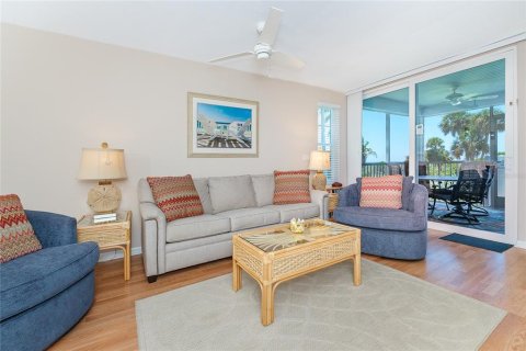 Condo in Placida, Florida, 2 bedrooms  № 2310156 - photo 20