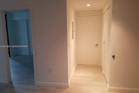 Copropriété à louer à Miami, Floride: 1 chambre, 50.26 m2 № 2032475 - photo 5