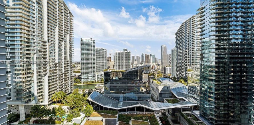 Condo à Miami, Floride, 1 chambre  № 2032475