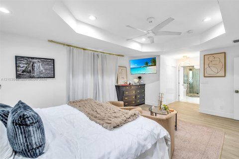 Villa ou maison à louer à Weston, Floride: 5 chambres, 309.36 m2 № 2409153 - photo 29