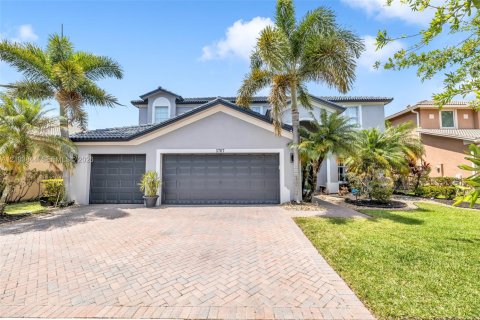 Villa ou maison à Weston, Floride 5 chambres, 309.36 m2 № 2409153