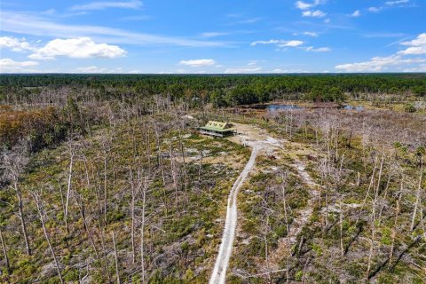 Casa en venta en Cedar Key, Florida, 2 dormitorios, 156.08 m2 № 1777279 - foto 3