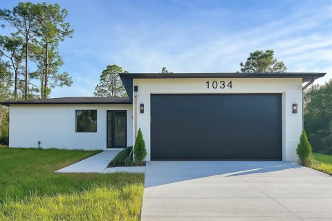 House in Lehigh Acres, Florida 3 bedrooms, 142.98 sq.m. № 2212613 - photo 2