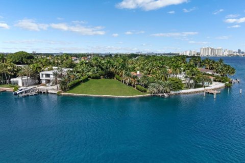 Terreno en venta en Miami Beach, Florida № 2031432 - foto 6