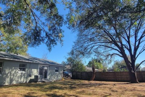 House in Belleview, Florida 3 bedrooms, 95.22 sq.m. № 1552693 - photo 7
