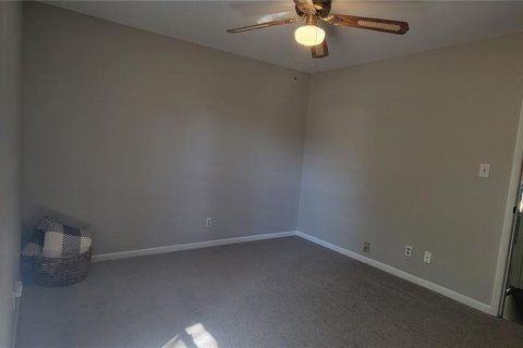 House in Belleview, Florida 3 bedrooms, 95.22 sq.m. № 1552693 - photo 15
