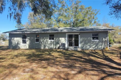 House in Belleview, Florida 3 bedrooms, 95.22 sq.m. № 1552693 - photo 5
