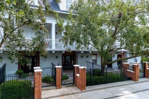 Touwnhouse à Tampa, Floride 2 chambres, 188.03 m2 № 2386497