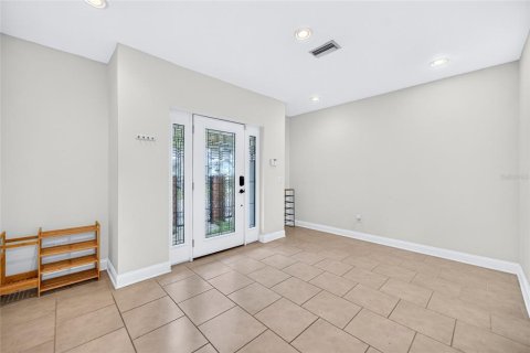 Touwnhouse à louer à Tampa, Floride: 2 chambres, 188.03 m2 № 2386497 - photo 7