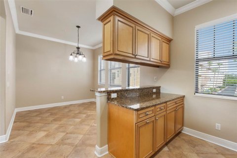 Touwnhouse à vendre à Tampa, Floride: 2 chambres, 162.11 m2 № 2375726 - photo 24