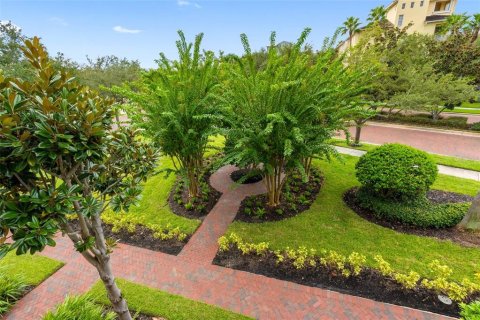 Touwnhouse à vendre à Tampa, Floride: 2 chambres, 162.11 m2 № 2375726 - photo 16