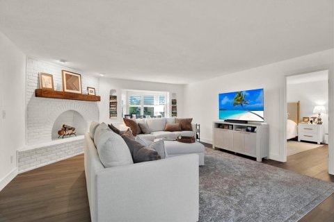 Casa en venta en Belleair Beach, Florida, 3 dormitorios, 217.48 m2 № 2280324 - foto 22