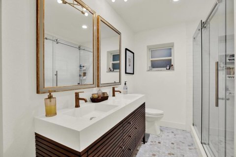 Casa en venta en Belleair Beach, Florida, 3 dormitorios, 217.48 m2 № 2280324 - foto 26