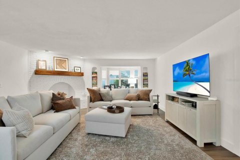 Casa en venta en Belleair Beach, Florida, 3 dormitorios, 217.48 m2 № 2280324 - foto 21