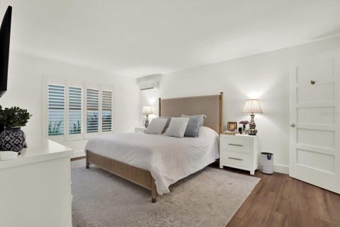 Casa en venta en Belleair Beach, Florida, 3 dormitorios, 217.48 m2 № 2280324 - foto 23