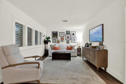 Casa en venta en Belleair Beach, Florida, 3 dormitorios, 217.48 m2 № 2280324 - foto 8