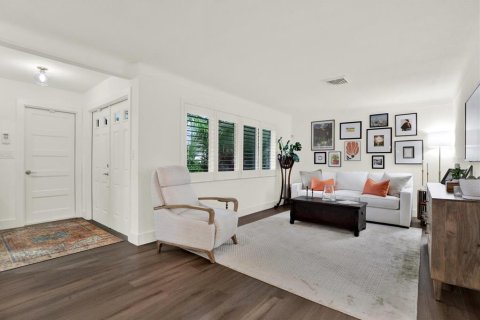 Casa en venta en Belleair Beach, Florida, 3 dormitorios, 217.48 m2 № 2280324 - foto 7