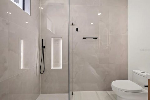 Купить виллу или дом в Кейп-Корал, Флорида 9 комнат, 130.99м2, № 2112862 - фото 24
