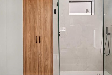 Купить виллу или дом в Кейп-Корал, Флорида 9 комнат, 130.99м2, № 2112862 - фото 23