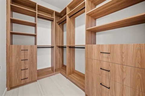 Купить виллу или дом в Кейп-Корал, Флорида 9 комнат, 130.99м2, № 2112862 - фото 20