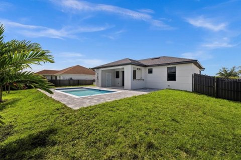 Купить виллу или дом в Кейп-Корал, Флорида 9 комнат, 130.99м2, № 2112862 - фото 30