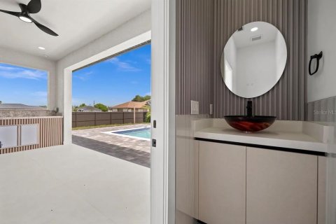 Купить виллу или дом в Кейп-Корал, Флорида 9 комнат, 130.99м2, № 2112862 - фото 17