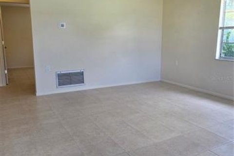 Casa en venta en Largo, Florida, 4 dormitorios, 151.62 m2 № 1902437 - foto 10