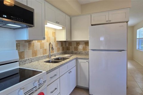 Casa en venta en Largo, Florida, 4 dormitorios, 151.62 m2 № 1902437 - foto 4