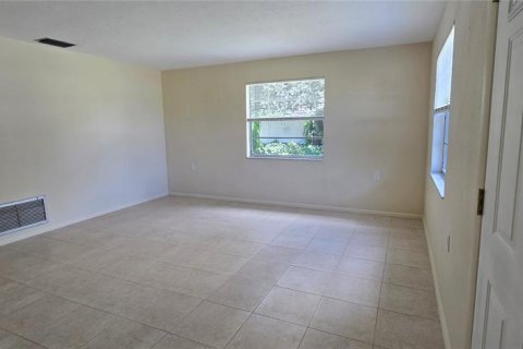 Casa en venta en Largo, Florida, 4 dormitorios, 151.62 m2 № 1902437 - foto 8