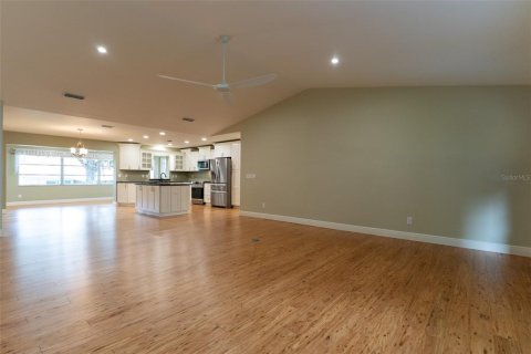 Villa ou maison à vendre à Ocala, Floride: 2 chambres, 173.45 m2 № 2234603 - photo 8