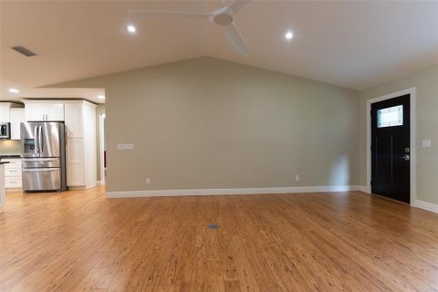Villa ou maison à vendre à Ocala, Floride: 2 chambres, 173.45 m2 № 2234603 - photo 5