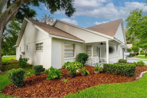 Villa ou maison à vendre à Ocala, Floride: 2 chambres, 173.45 m2 № 2234603 - photo 2