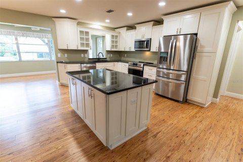 Villa ou maison à vendre à Ocala, Floride: 2 chambres, 173.45 m2 № 2234603 - photo 10