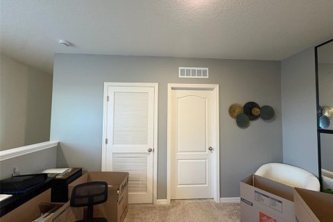 Villa ou maison à vendre à Deltona, Floride: 5 chambres, 227.42 m2 № 2399215 - photo 19