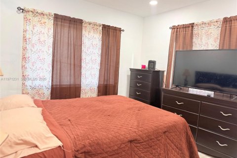 Villa ou maison à vendre à Tamarac, Floride: 2 chambres, 153.47 m2 № 2032110 - photo 5