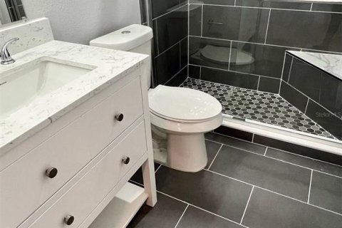 Condo in Ocoee, Florida, 2 bedrooms  № 1916075 - photo 17