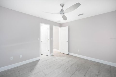 House in Rotonda, Florida 4 bedrooms, 192.4 sq.m. № 1907945 - photo 26