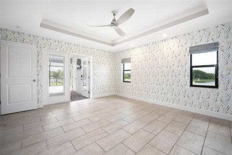 House in Rotonda, Florida 4 bedrooms, 192.4 sq.m. № 1907945 - photo 16