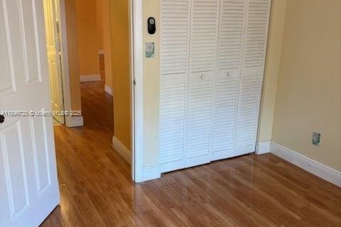 House in Miami, Florida 3 bedrooms, 167.87 sq.m. № 1950775 - photo 18