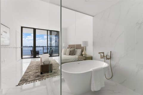 Купить кондоминиум в Майами, Флорида 3 спальни, 163.42м2, № 2056102 - фото 7