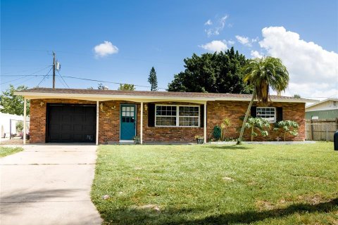 Villa ou maison à vendre à Bradenton, Floride: 3 chambres, 113.62 m2 № 1842130 - photo 1