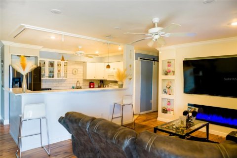 Villa ou maison à vendre à Bradenton, Floride: 3 chambres, 113.62 m2 № 1842130 - photo 7