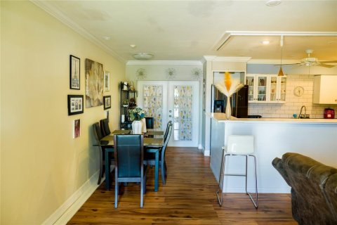 Villa ou maison à vendre à Bradenton, Floride: 3 chambres, 113.62 m2 № 1842130 - photo 8