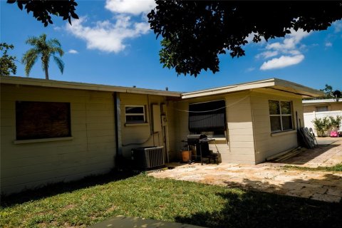 Villa ou maison à vendre à Bradenton, Floride: 3 chambres, 113.62 m2 № 1842130 - photo 30