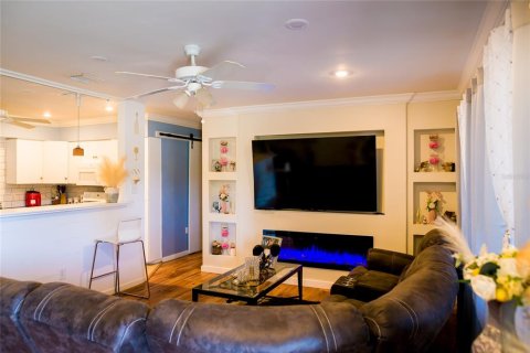 Villa ou maison à vendre à Bradenton, Floride: 3 chambres, 113.62 m2 № 1842130 - photo 6