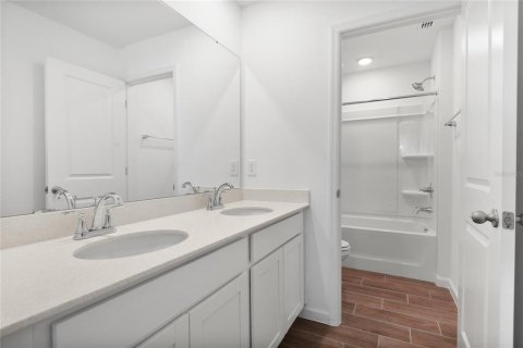 Casa en venta en Dundee, Florida, 4 dormitorios, 224.27 m2 № 2156329 - foto 14