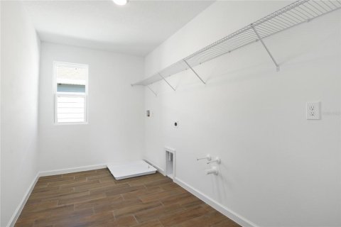 Casa en venta en Dundee, Florida, 4 dormitorios, 224.27 m2 № 2156329 - foto 13