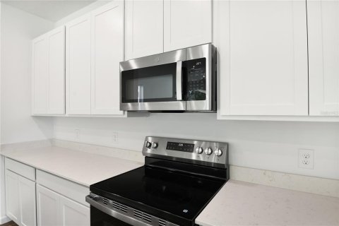 Casa en venta en Dundee, Florida, 4 dormitorios, 224.27 m2 № 2156329 - foto 6